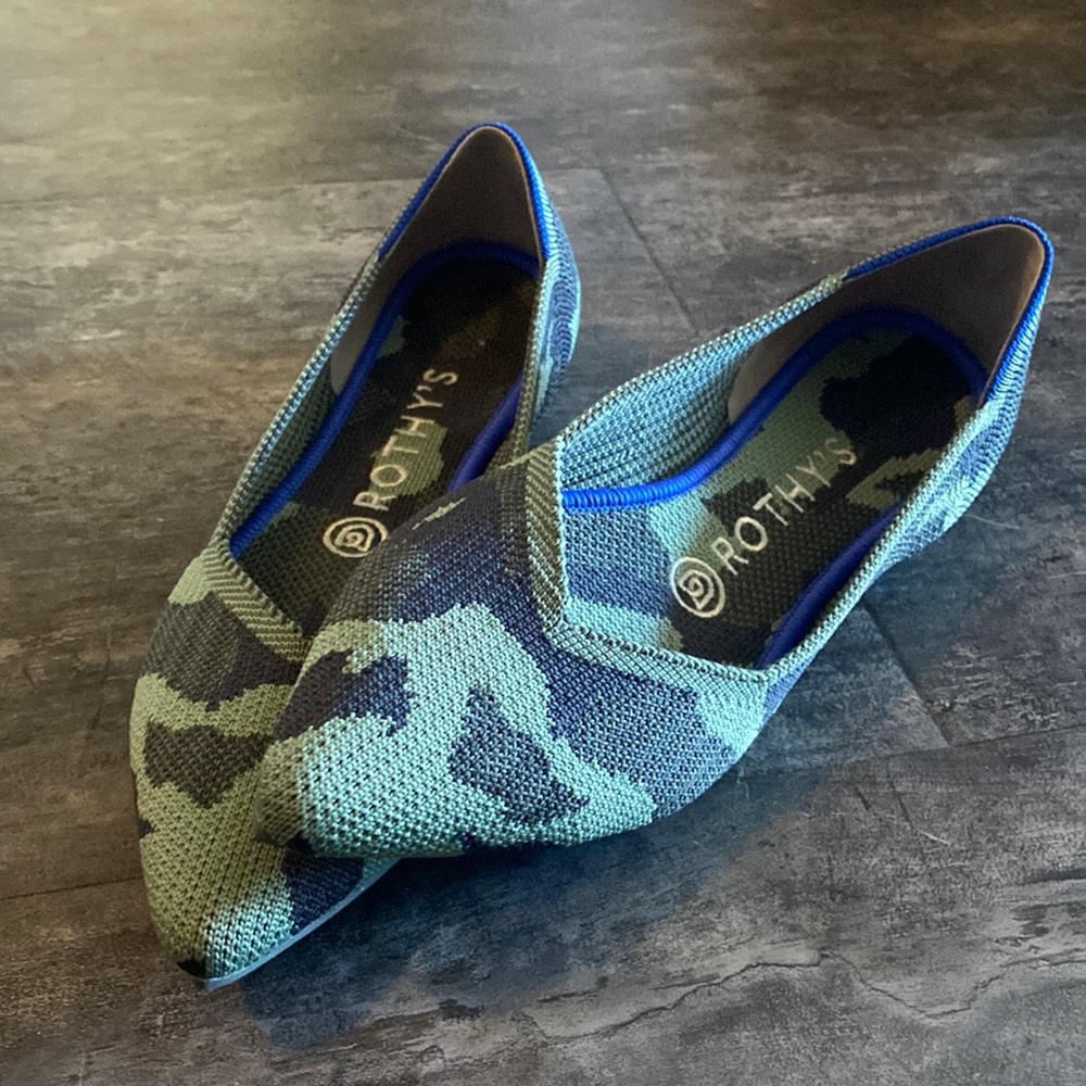 Rothy’s The Point Olive Green Camo Comfort Flat Shoes “retired color” size 7.5